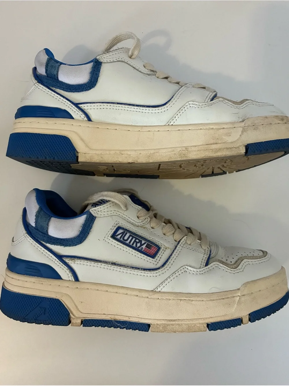Autry CLC Low Women’s White and Blue Leather Sneakers Sz. 37